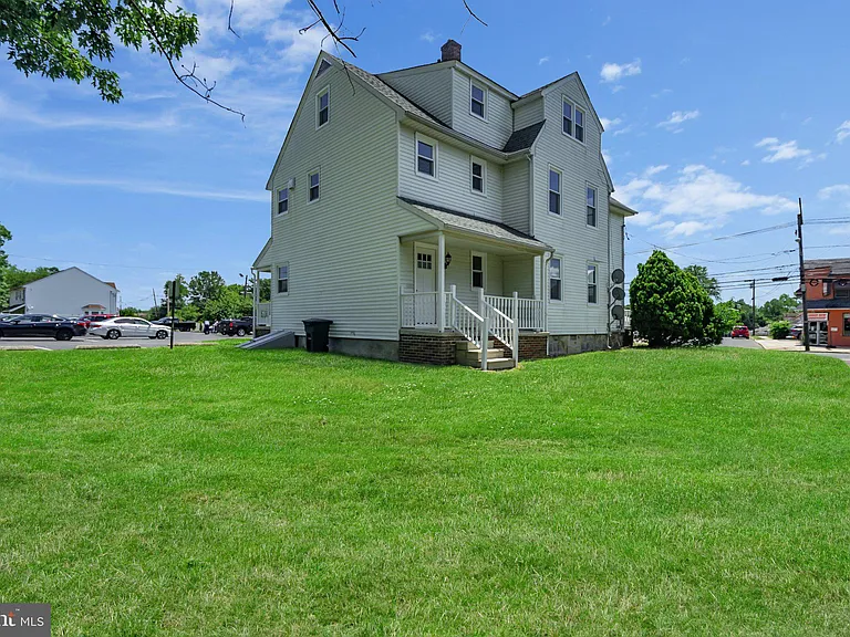 121 E Browning Rd #2 — Photo 21