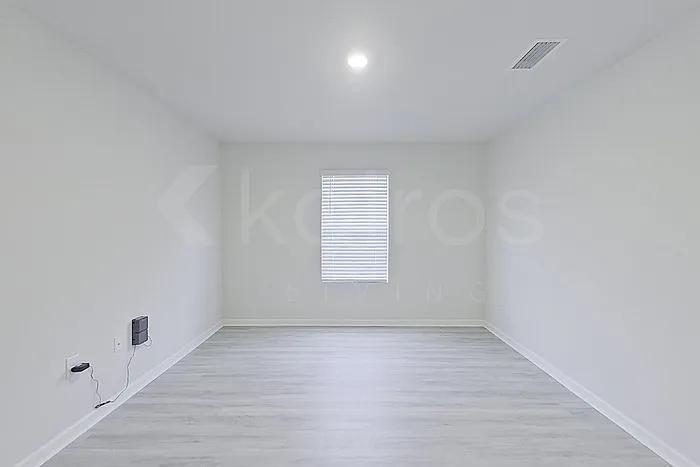 409 Monarch Ln — Photo 13
