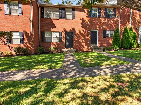 3627 Keystone Ct, Lexington, KY 40517