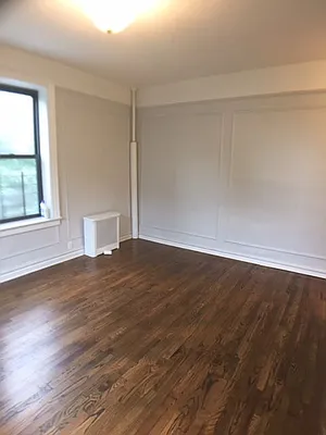 Rented by Roberto Guilbet, LREB | media 59