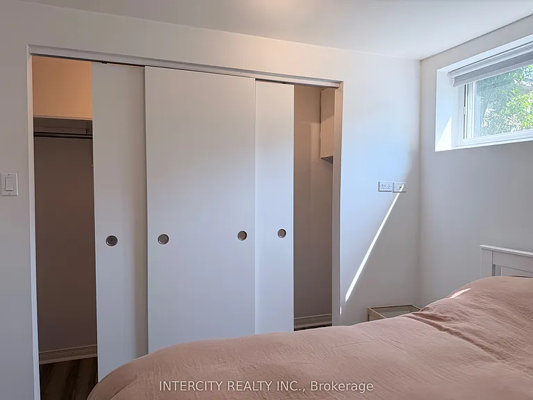 36 Strathburn Blvd — Photo 13