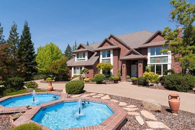 1st image of 9143 Eden Oaks Cir