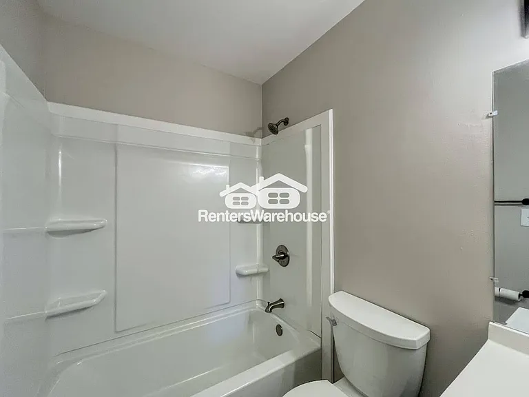940 Willis St — Photo 16