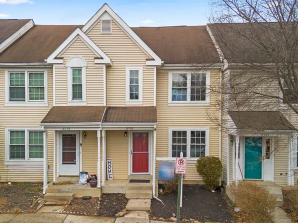 18720 Martins Landing Dr, Germantown, MD 20874