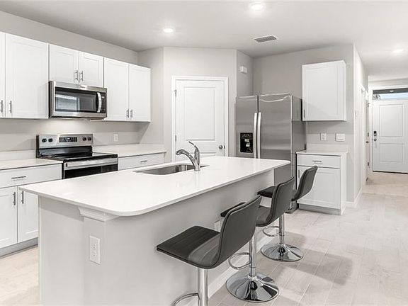 7th image of this home