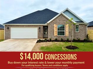 1816 Farmer St, Pea Ridge, AR 72751
