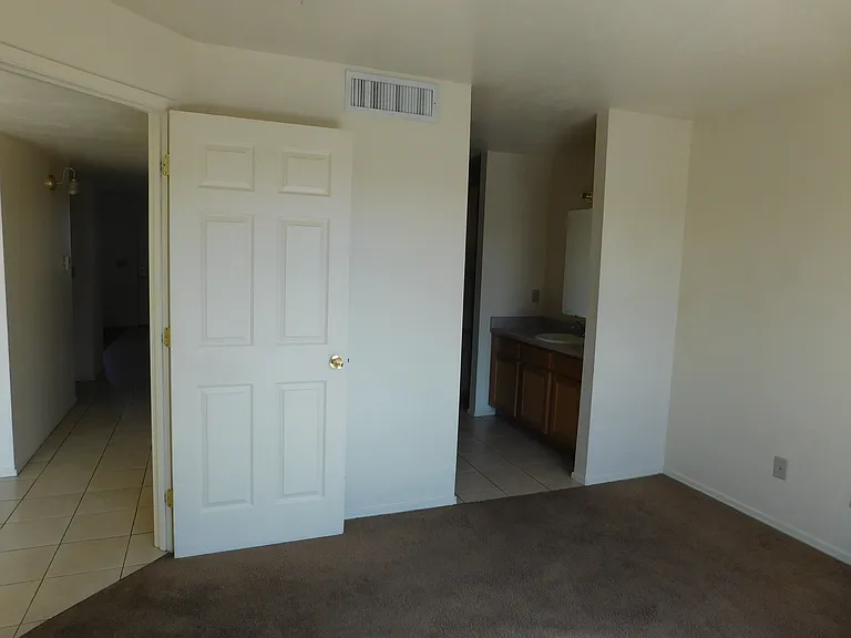 119 W Navajo Rd #1102 — Photo 7