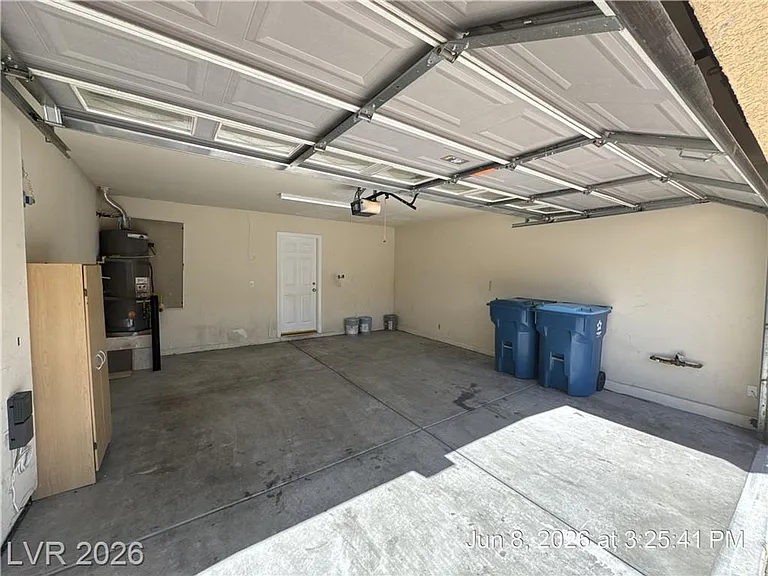 10876 Fishers Island St — Photo 32