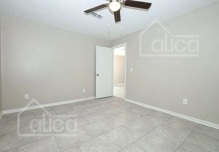 4006 Luan Dr — Photo 17