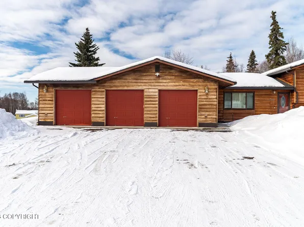 10608 Sanford Cir, Eagle River, AK 99577