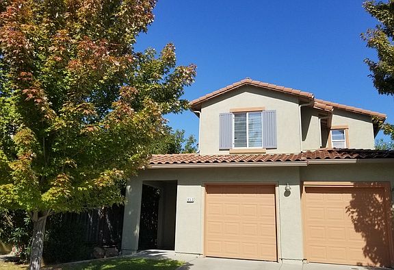2nd image of 953 Campfire Cir