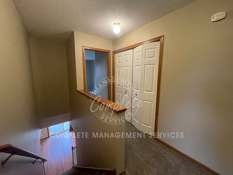 17389 Glacier Way — Photo 14