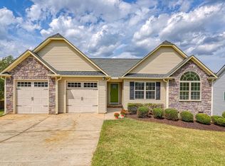 314 Gleaner Dr, Inman, SC 29349