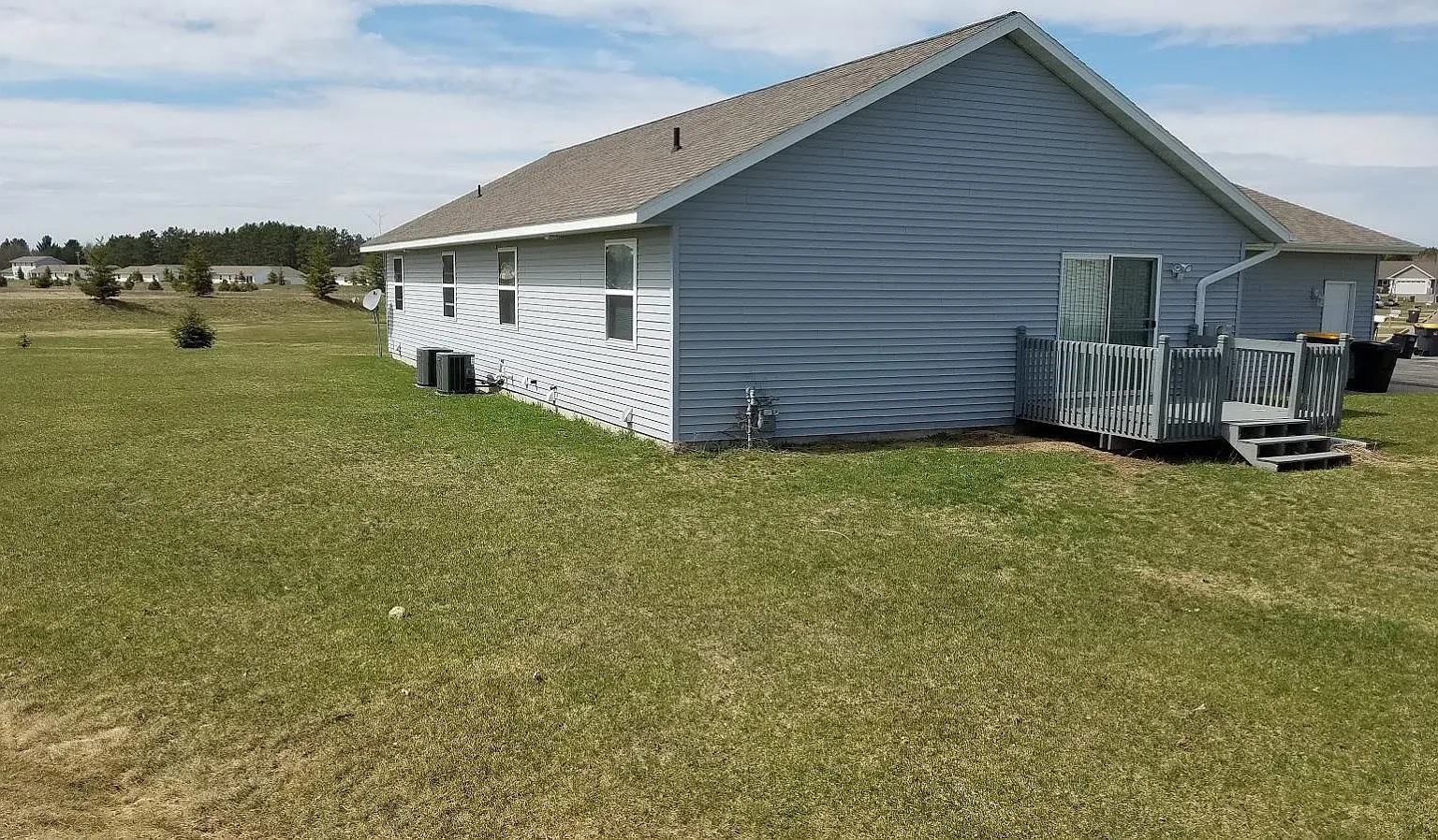 2 bed, 1.5 bath, 1500 sqft, $1,550 — Photo 3