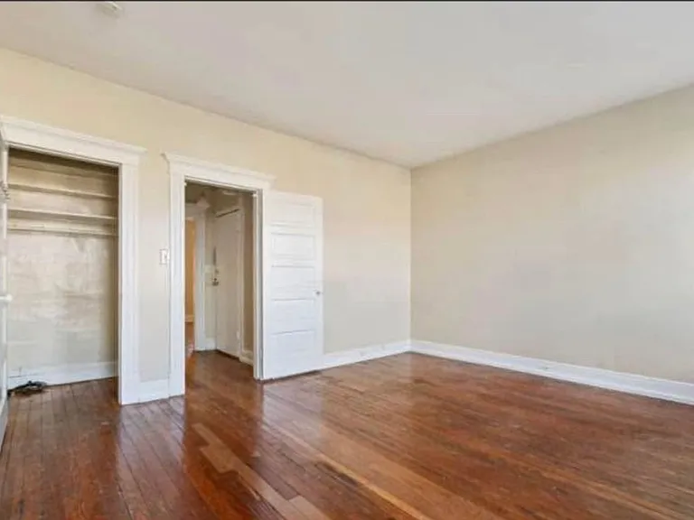2916 Guilford Ave — Photo 21