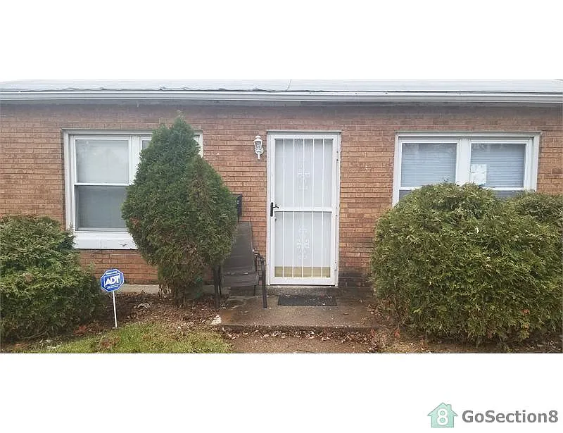 14912 Champlain Ave photo 1