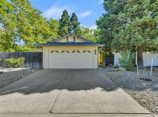 9301 Ivydale Cir, Elk Grove, CA 95758