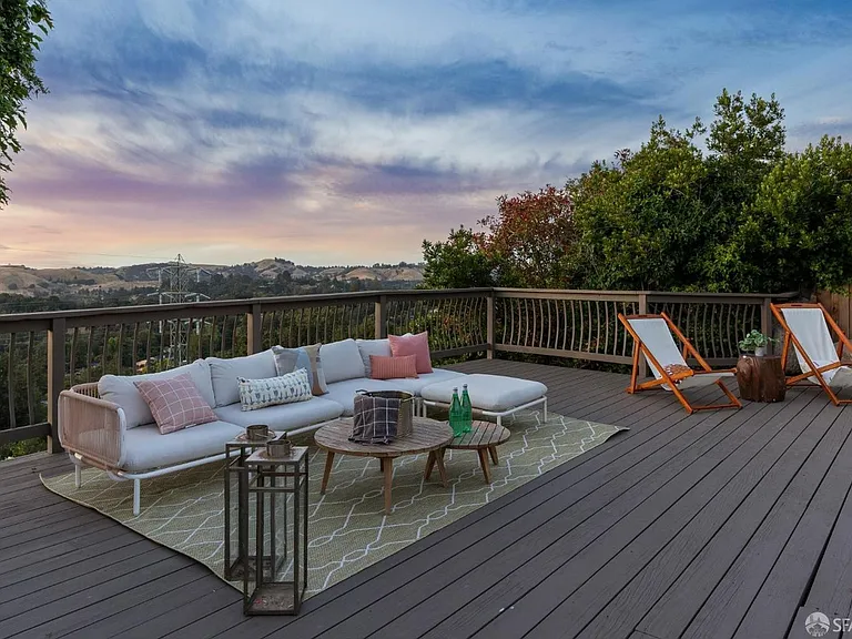 3350 Carlyle Ter — Photo 44
