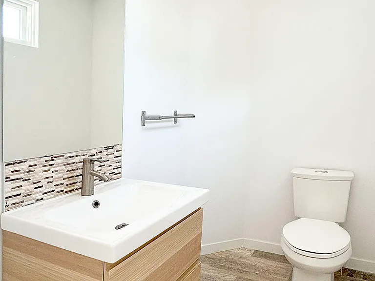 1629 N Gilpin St — Photo 12