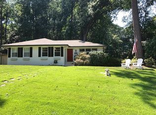 2438 Fernleaf Ct NW, Atlanta, GA 30318