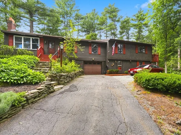 71 Warren Rd, Townsend, MA 01469
