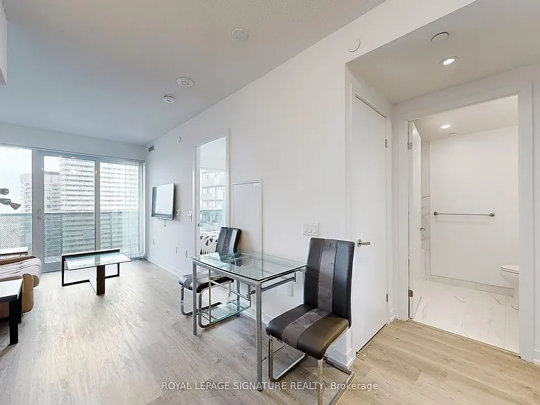 55 Cooper St #3807 — Photo 16