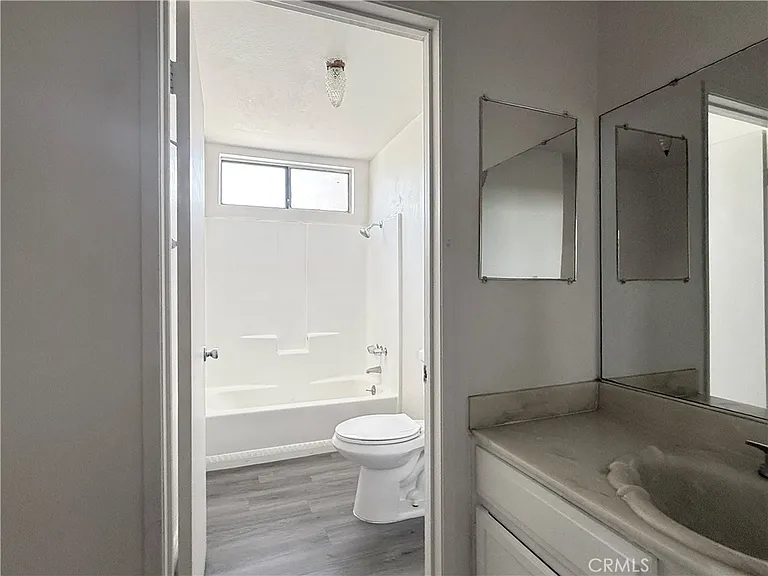 8341 De Soto Ave #5 — Photo 7