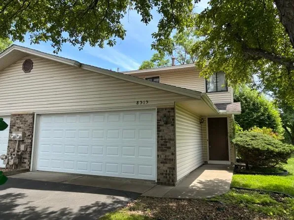 8515 97th Street Cir W, Bloomington, MN 55438