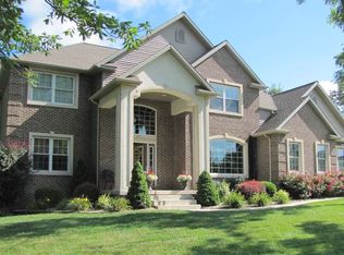 6382 Autumn Ridge Ct, Decatur, IL 62521