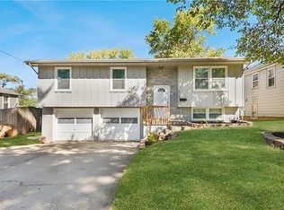 4110 W 47th Ter, Roeland Park, KS 66205