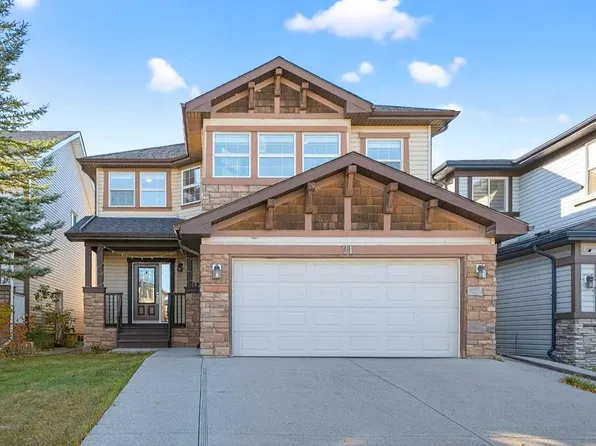 21 E Panamount St NW, Calgary, AB T3K 0H2