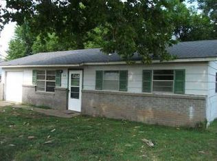 719 N Park Ave, Stroud, OK 74079