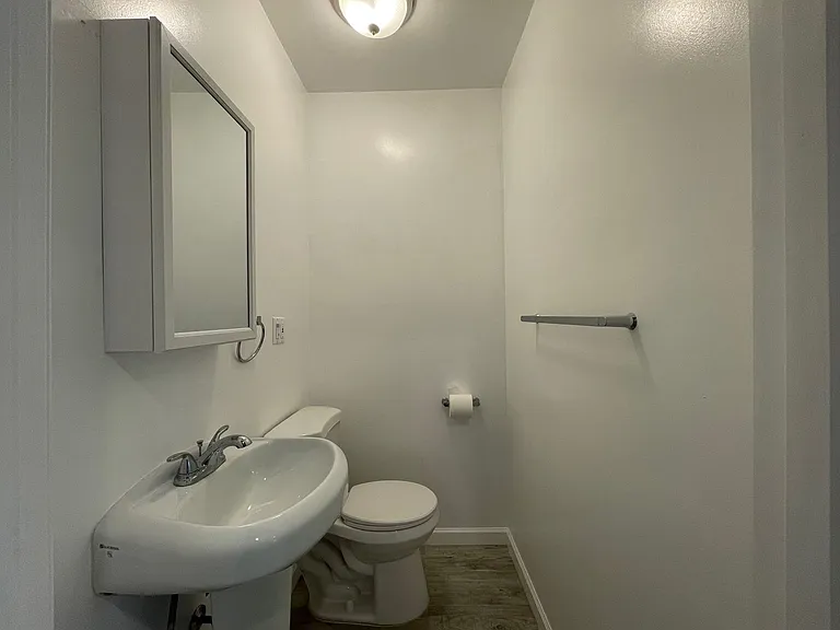2535 Wallace St — Photo 5