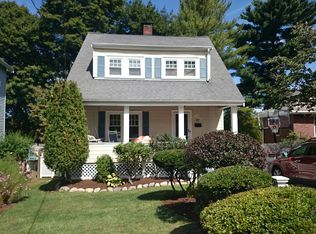 501 Weld St, West Roxbury, MA 02132