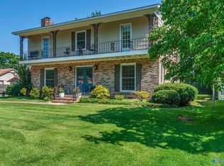 1003 San Ramon Ave SE, Huntsville, AL 35802