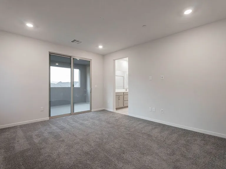 11620 Desert Hollow Ave — Photo 33
