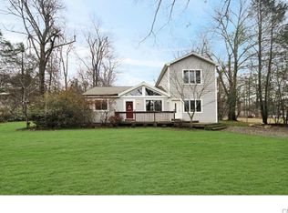 17 Oak St, New Fairfield, CT 06812