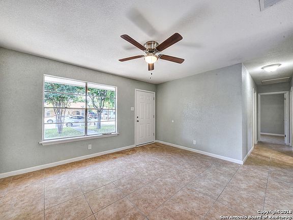 4th image of 418 Fridell St