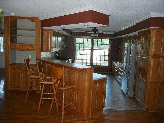 Bar/Kitchen