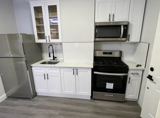 7125 73rd St, Ridgewood, NY 11385