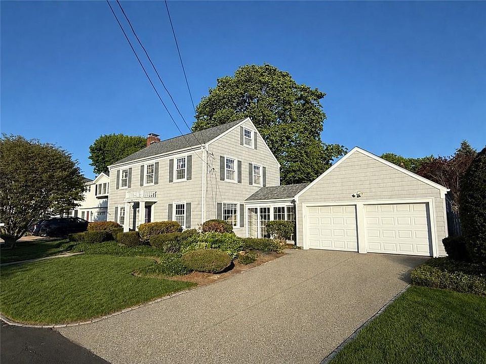 1st image of 7 Beech Tree Rd E