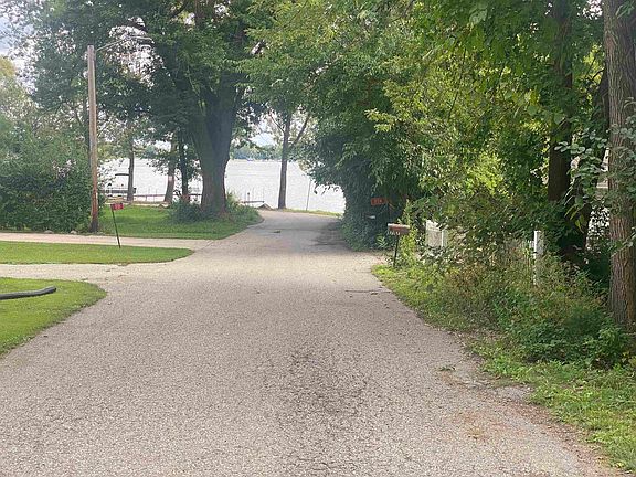 3rd image of 1714 E Road Seven St