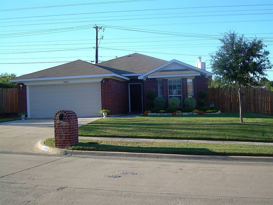 1st image of 10808 Cobblestone Dr