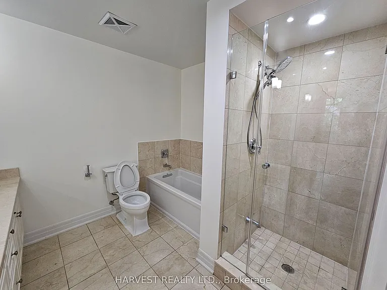 23 Rean Dr #203 — Photo 16