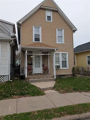 806 24th St photo 1
