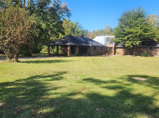 530 S 12th St, Silsbee, TX 77656