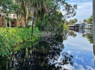 273 SE 218th St, Old Town, FL 32680