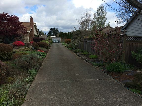2nd image of 157 McElroy Pl