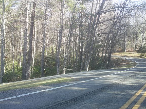 Approaching lot on Brooks Rd