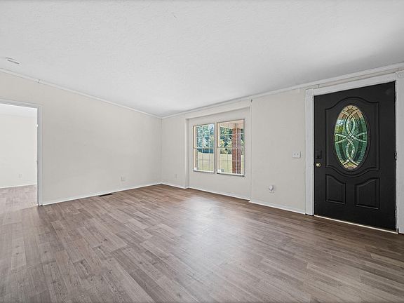 5th image of 164 Joy Rd